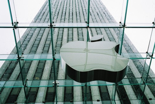 apple